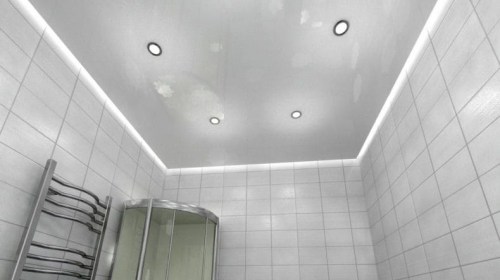 Потолок в ванную и туалет S=3,8м2 